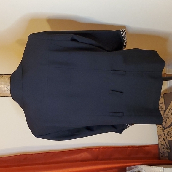 T Milano Woman black & animal print jacket size 14W - Picture 3 of 7